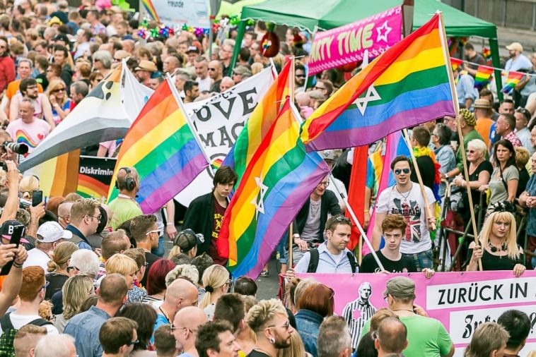 CSD 2016 17©Jörg Brocks KölnTourismus GmbH