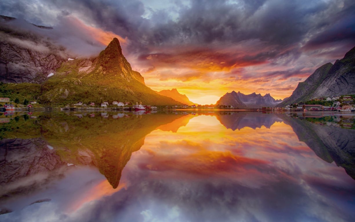 Sol da meia noite Foto Jørn Allan Pedersen Medium