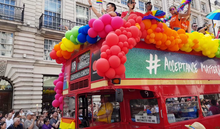 parada lgbt de londres