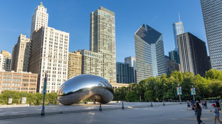 Cloudgate The Bean Millenium Park 10